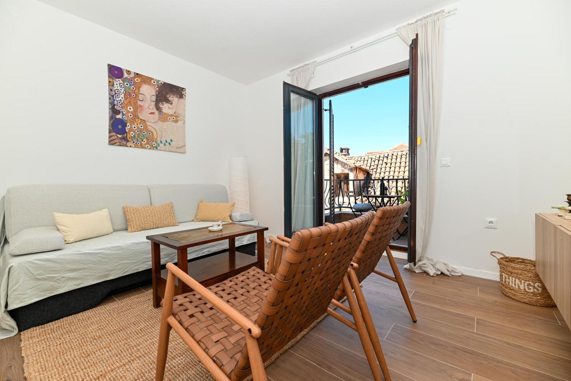 Downtown Apartments Maar Трогир Екстериор снимка