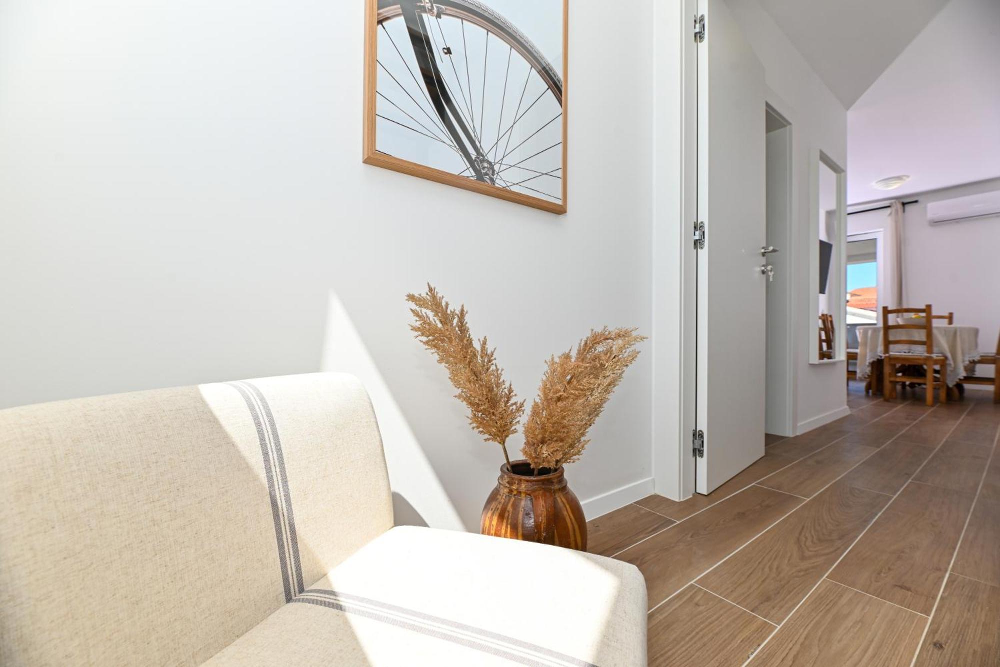 Downtown Apartments Maar Трогир Екстериор снимка