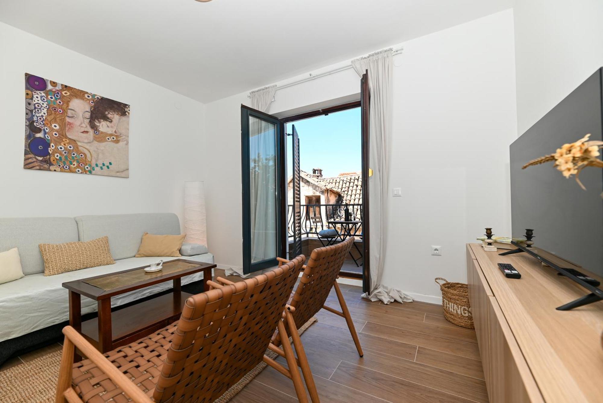 Downtown Apartments Maar Трогир Екстериор снимка